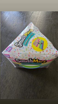 SmushMart cake squishy