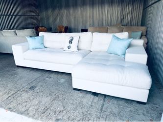 Luxurious High End Robb & Stucky Contemporary Coastal Sectional Sofa