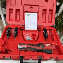 Milwaukee Press Tool Kit ( Read Description Below )