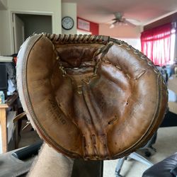 Vintage Baseball Catchers Mitt Adult Catcher’s Glove Mizuno world Cup Pro Model 