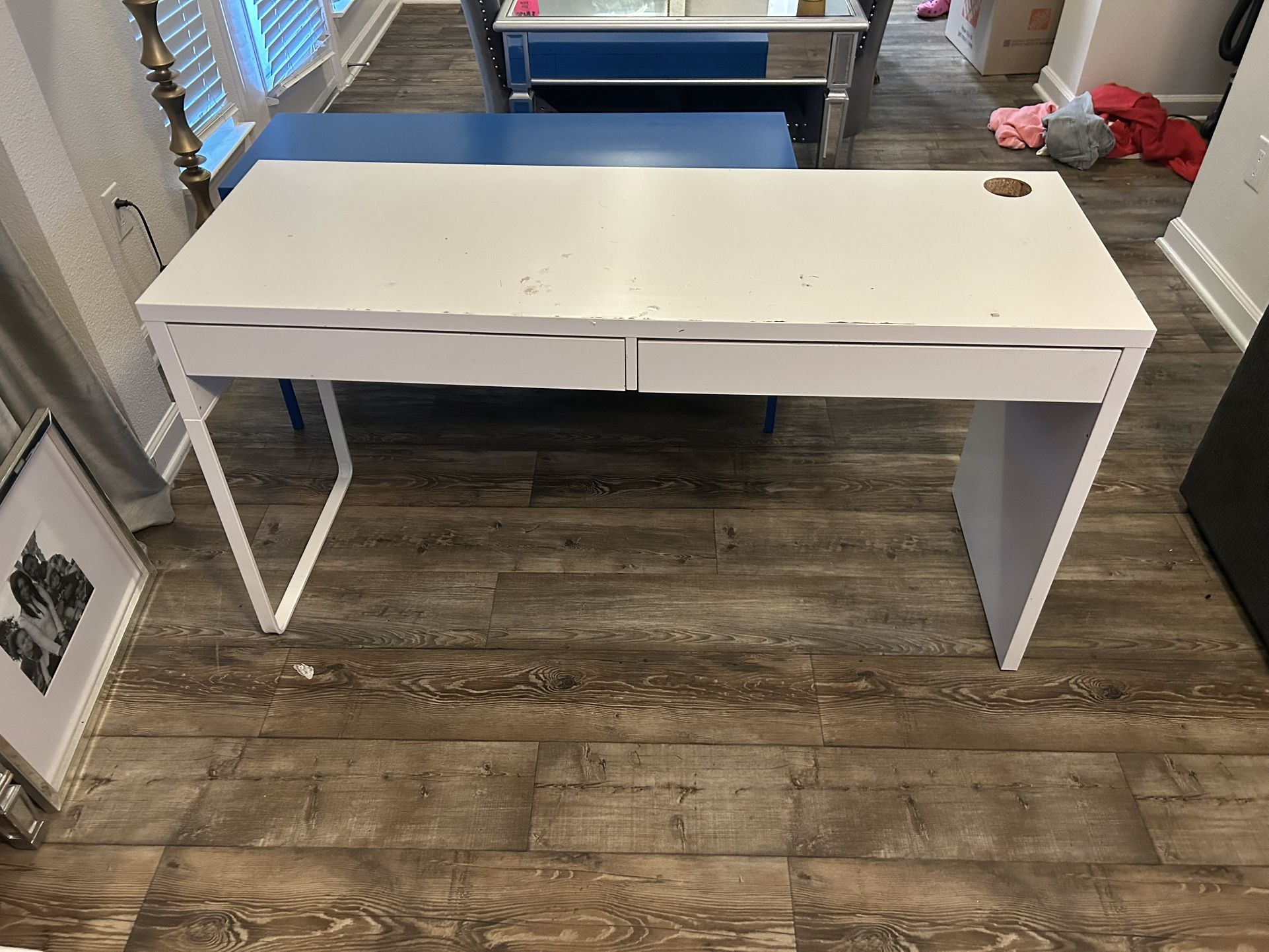 IKEA White Desk/vanity