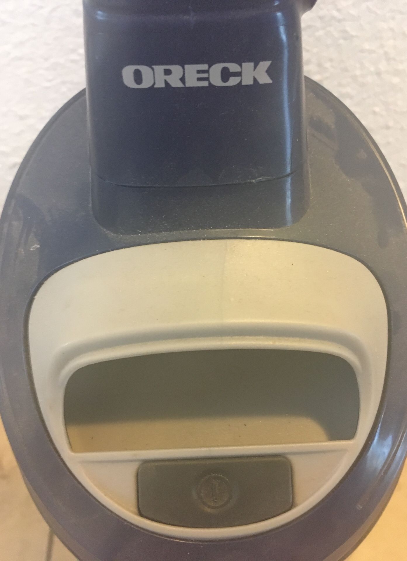 Oreck Floor cleaner FREE (doesn’t start)