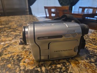 Sony Handycam Video Hi8 Camcorder