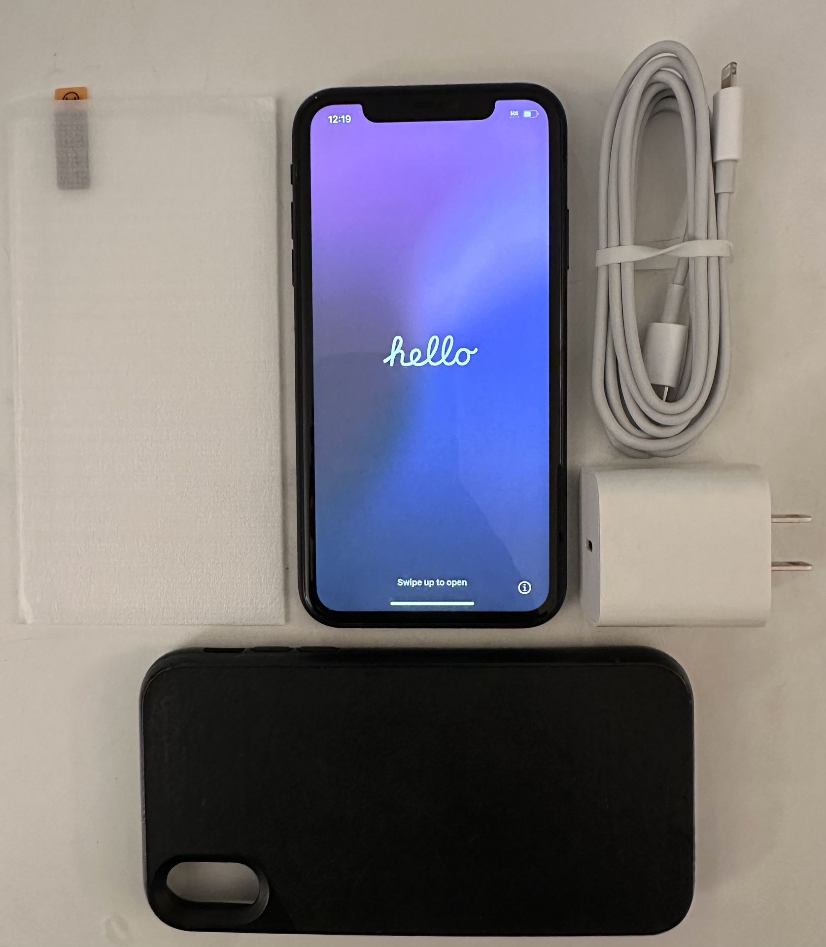 Apple  iPhone XR 64GB Factory Unlocked *HABLO ESPAÑOL*