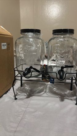 1 Gallon drink dispenser 2 pack