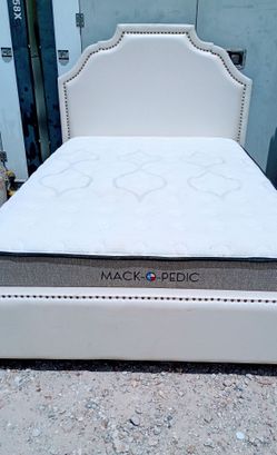 Full sizes bed