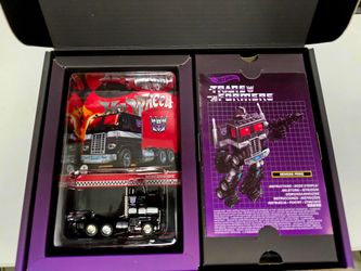 Hot Wheels Transformers Nemesis Prime