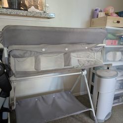 Diaper changing table