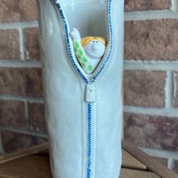 Fitz & Floyd  Zippered Vase 7.5”