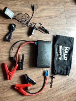 Halo  vehicle jump starter