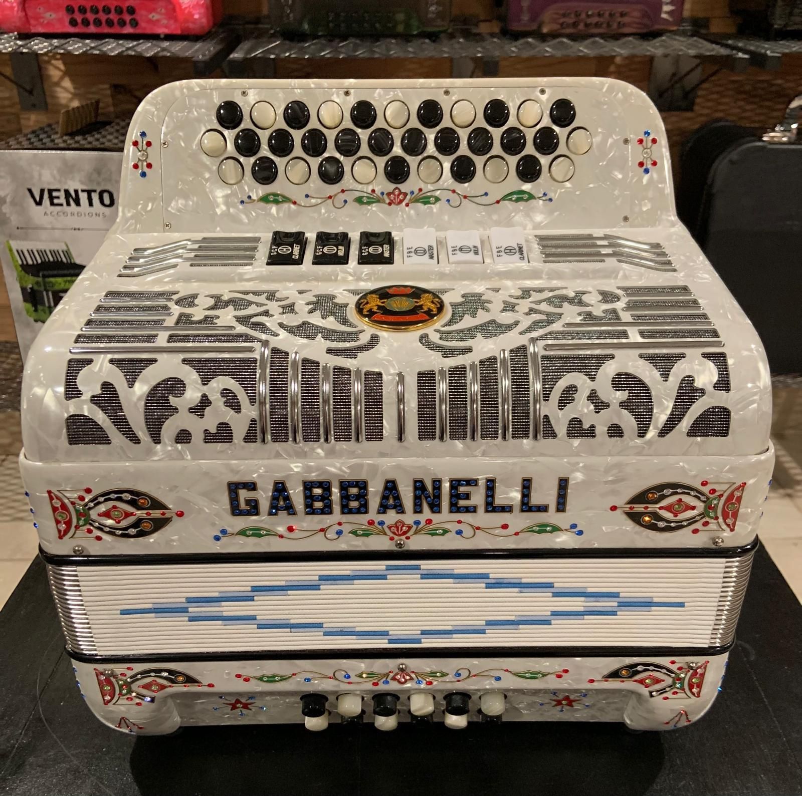 Acordeon Gabbanelli Dos Tonos Fa Y Sol $5,500