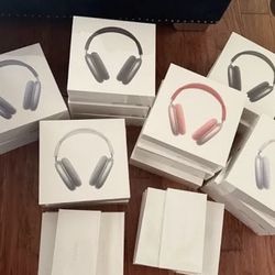 Bundle Of AirPod Maxes 
