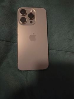 Apple  iPhone 15 Pro  256gb Factory Unlocked Clean IMEI