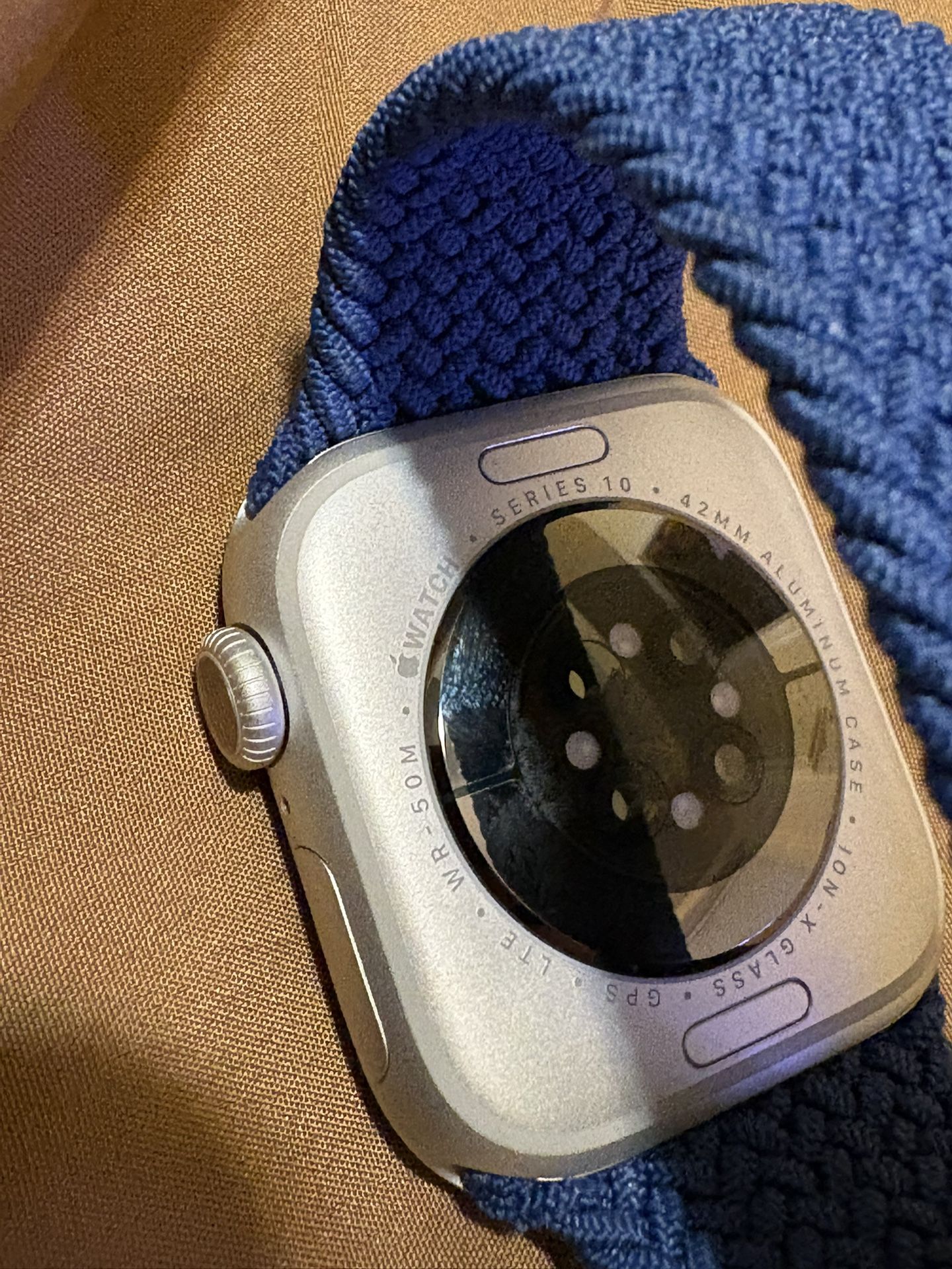 Apple Watch 10 42mm Cellular Unlocked Silver Aluminum