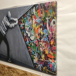 Canvas wall decoration 30”x42”. Brand new we can make it in different sizes, from  4.5”x4.5” to 30”x66”, Wood frame and sprayed with glossy clear coat