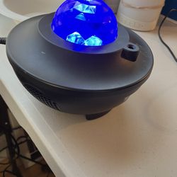 Saucer Like Bluetooth Speaker