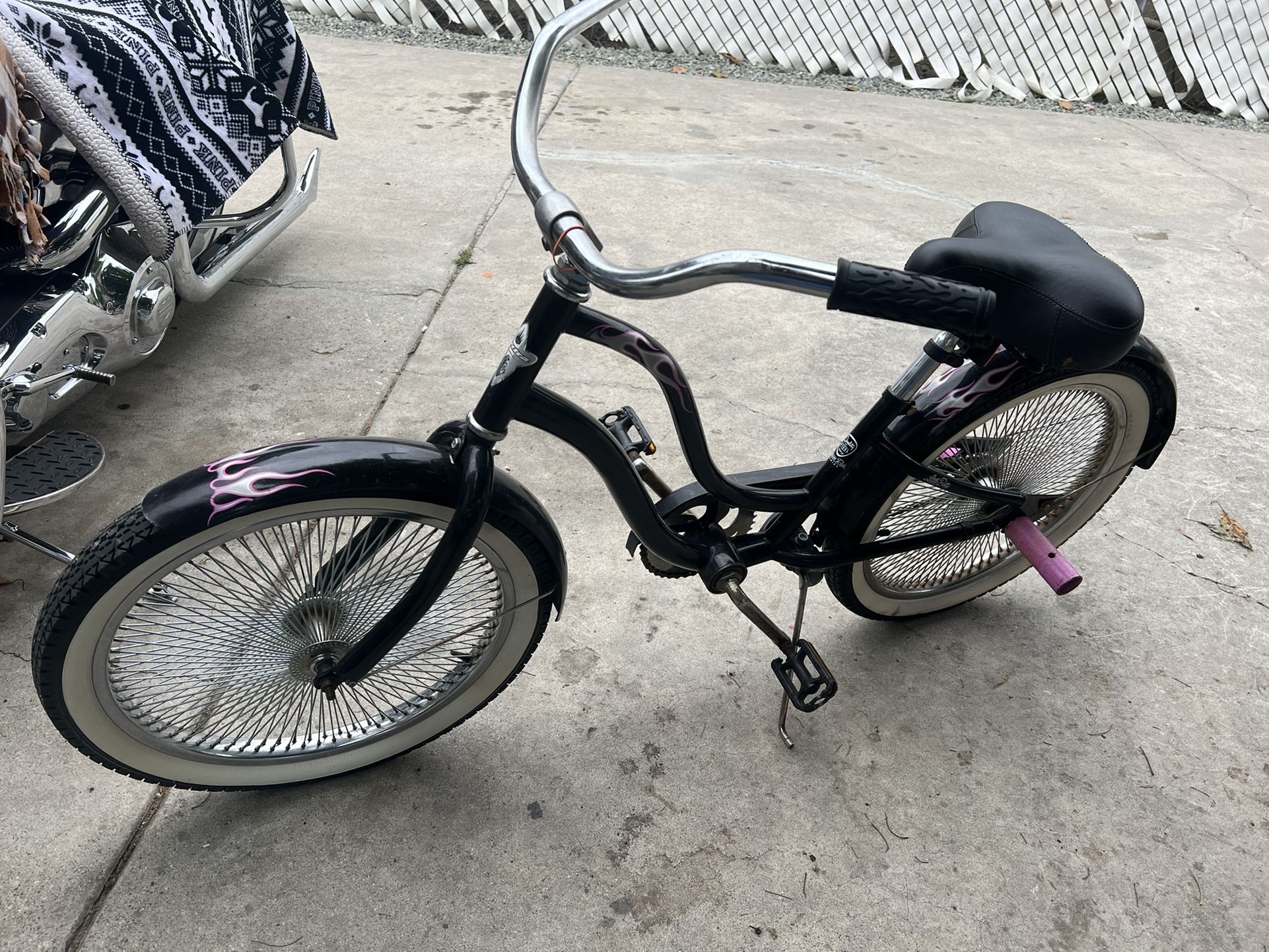 Electra (little Betty) Beach Cruiser for Sale in Los Angeles, CA 