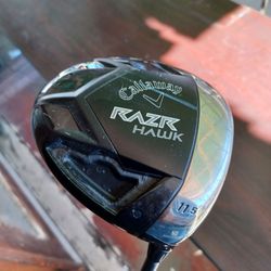 Callaway RAZR Hawk 11.5° Driver missing the small metal plate