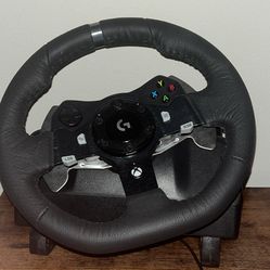 Logitech G920 Wheel + Pedals