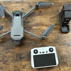 DJI Mavic 3 Pro Like New Fly More Bundle 