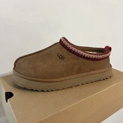 Ugg slippers 