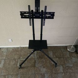 Rolling tv stand