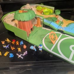 pokemon playset and figures
