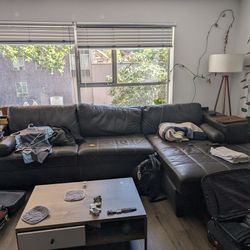 Sectional Leather Couch. Plus Ottoman. Cap Hill Pick Up 