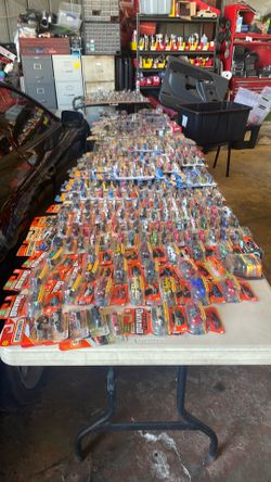 Hot wheels big lot
