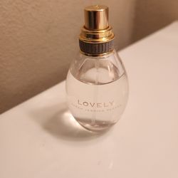 Sarah Jessica Parker Lovely Perfume