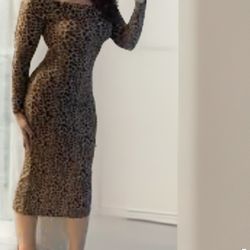 See you Monday dress size Medium