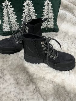 Steve Madden Boots