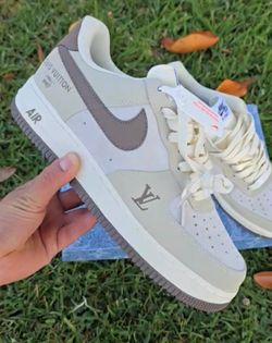 Nike Air Force 1 lv brown cream size 9.5