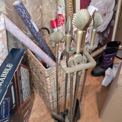 Vintage Brass Seashell Clam Shell Fireplace Tool 5 Piece Set 80’s Deco Excellent