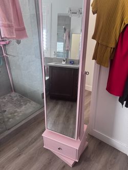 Vanity mirror with LED lights