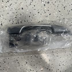 2014-16 Fiat 500L Door Handle Driver Side | Front Exterior | Silver