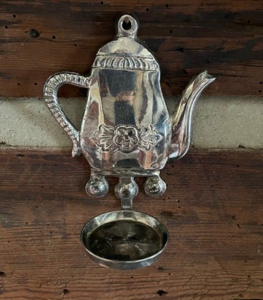 Teapot Candle Votive Holder Silver Plated Wall Tea Sconce grannycore Shabbychic