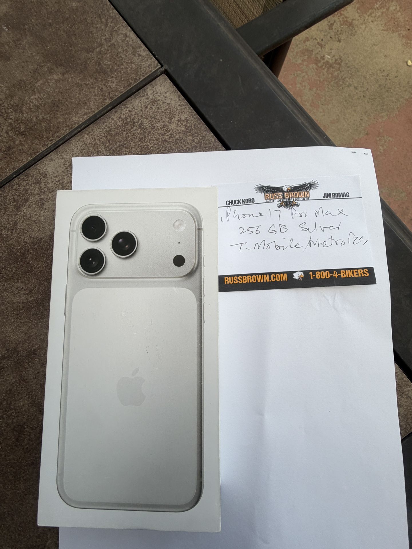 iPhone 17 Pro Max Silver 256 GB. New factory sealed. Works with T-Mobile and Metro PCS. Can be unlocked after 40 days of activation. Cash $1100 a