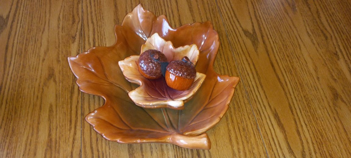 9 Piece Fall Decor Bowls, Plates, Candle