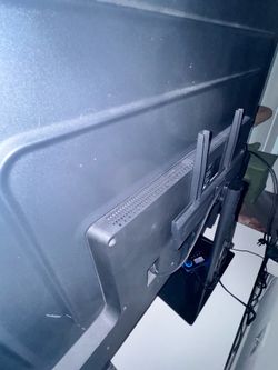 Stand up TV mount