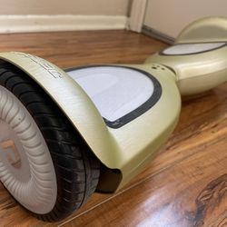 Jetson Mojo Dynamic Sound Hoverboard
