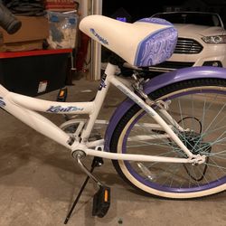 Girls Bayside Purple Bike 