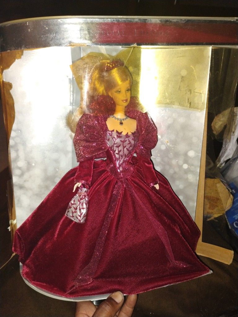 Super Special Holiday Celebration 2002 Barbie
