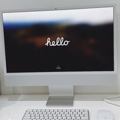 iMac BRAND NEW IN BOX