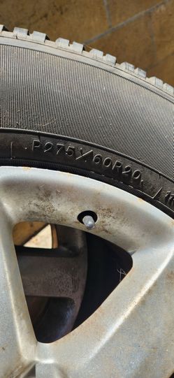4 Nissan titan tires and wheels