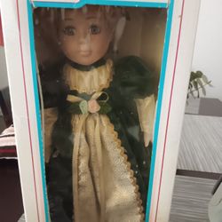 COLLECTOR DOLL, DOLL NEW MUÑECA NUEVA 💃