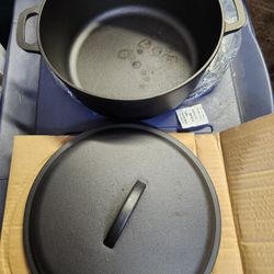 Cast Iron Dutch Oven 