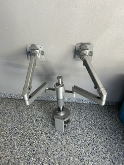 Double Monitor Stand 