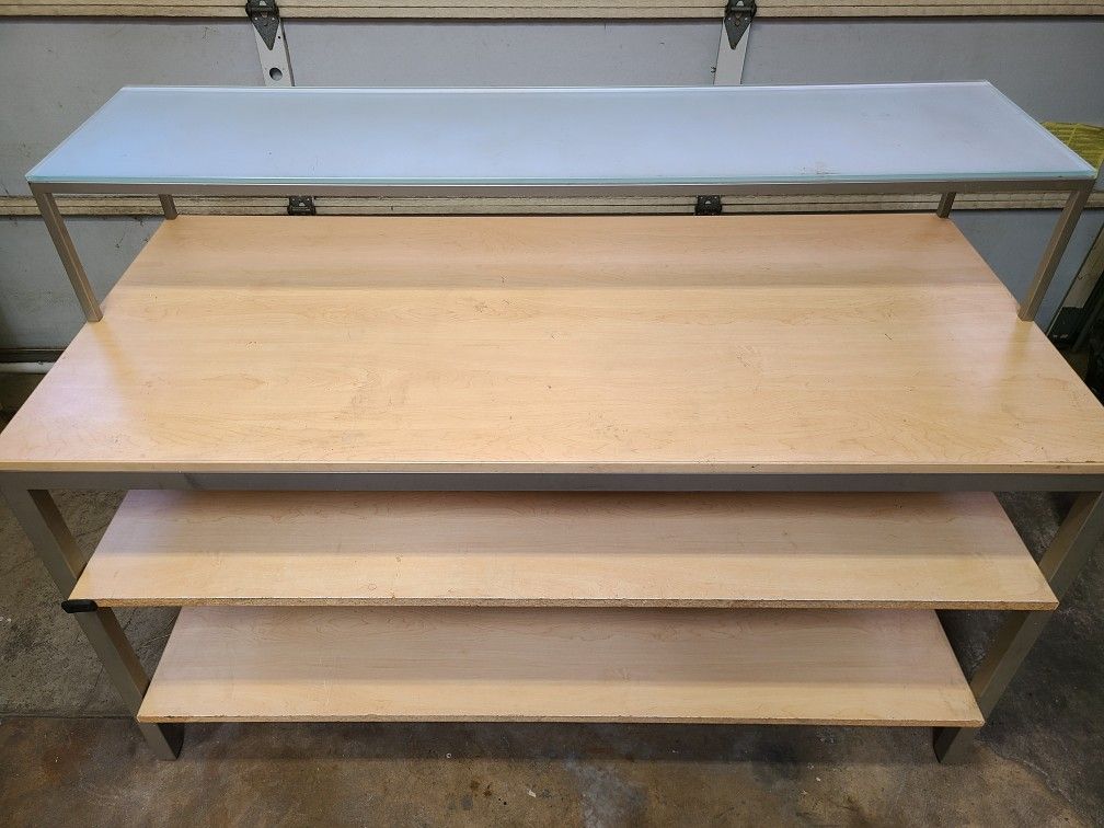 Shelves - Strong Frame