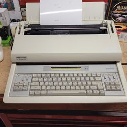 Panasonic KX-E4020 Electronic Typewriter WORKS PERFECT 